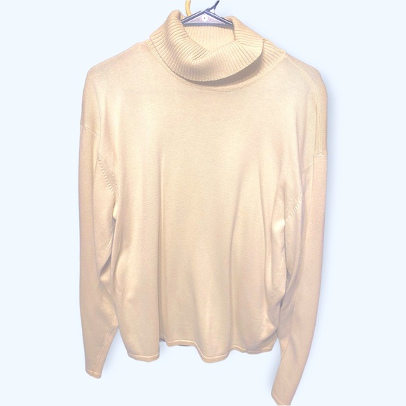 Vintage Charter Club White Turtleneck- NWOT - Picture 1 of 3